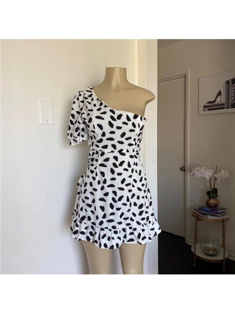 Women's One-Shoulder Dress - White and Black - Size S